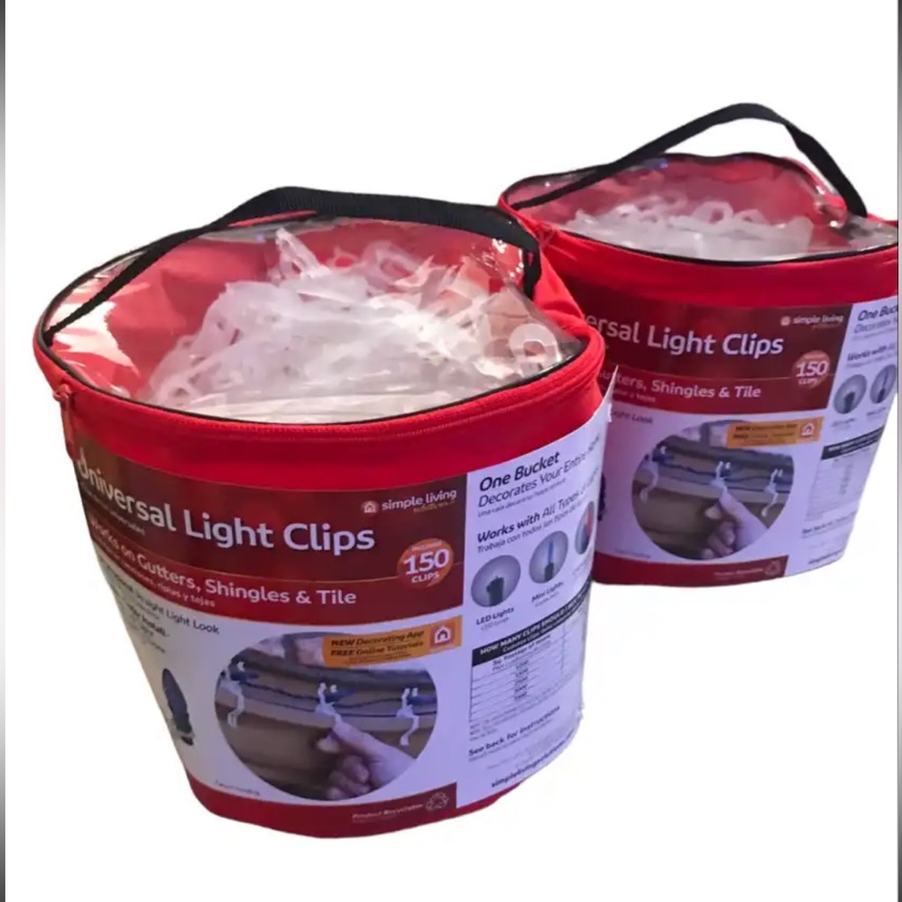 Christmas Light Clips Approximate 300 Light Clips New in Package
